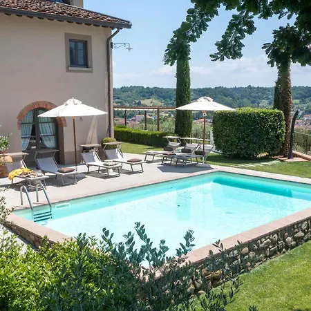 Gorgeous In With Private Swimming Pool, Be Inside Or Outside تيرانووفا براتشولي
