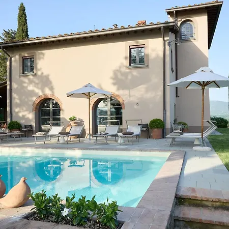 Gorgeous In With Private Swimming Pool, Be Inside Or Outside * تيرانووفا براتشولي